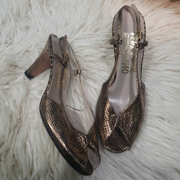 Salvatore Ferragamo women's vintage peep toe 3" metallic reptile print heel s4 - Picture 1 of 10